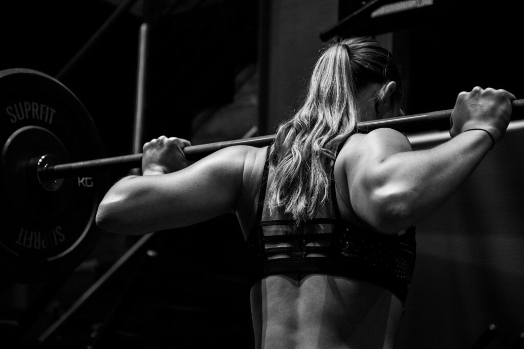 Woman heavy lifting training